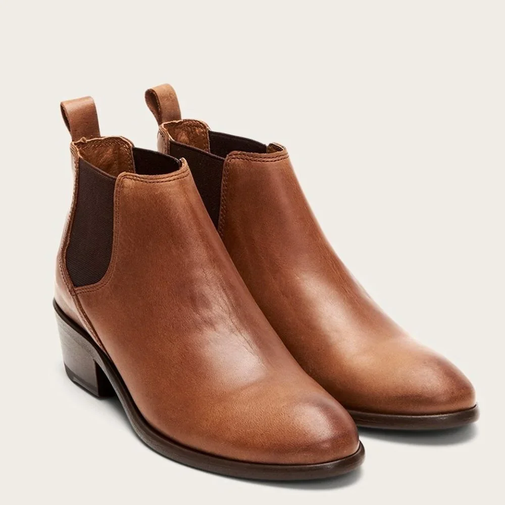 Frye Carson Chelsea Cognac Leather Cute Ankle Boot - Picture 2 of 16